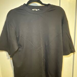Uniqlo Airism Men's Black Short Sleeve Tee